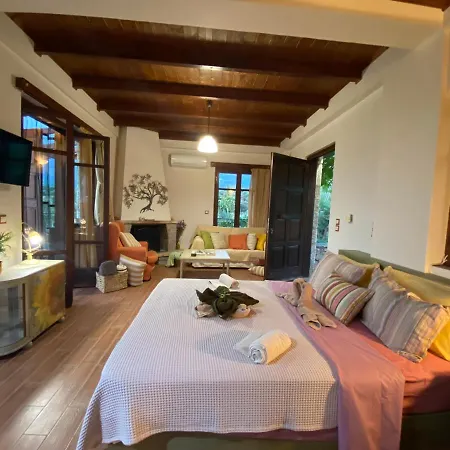 Сasa de vacaciones Marenia Sunset Studio Kalamata