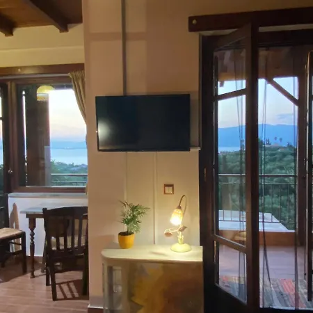 Marenia Sunset Studio